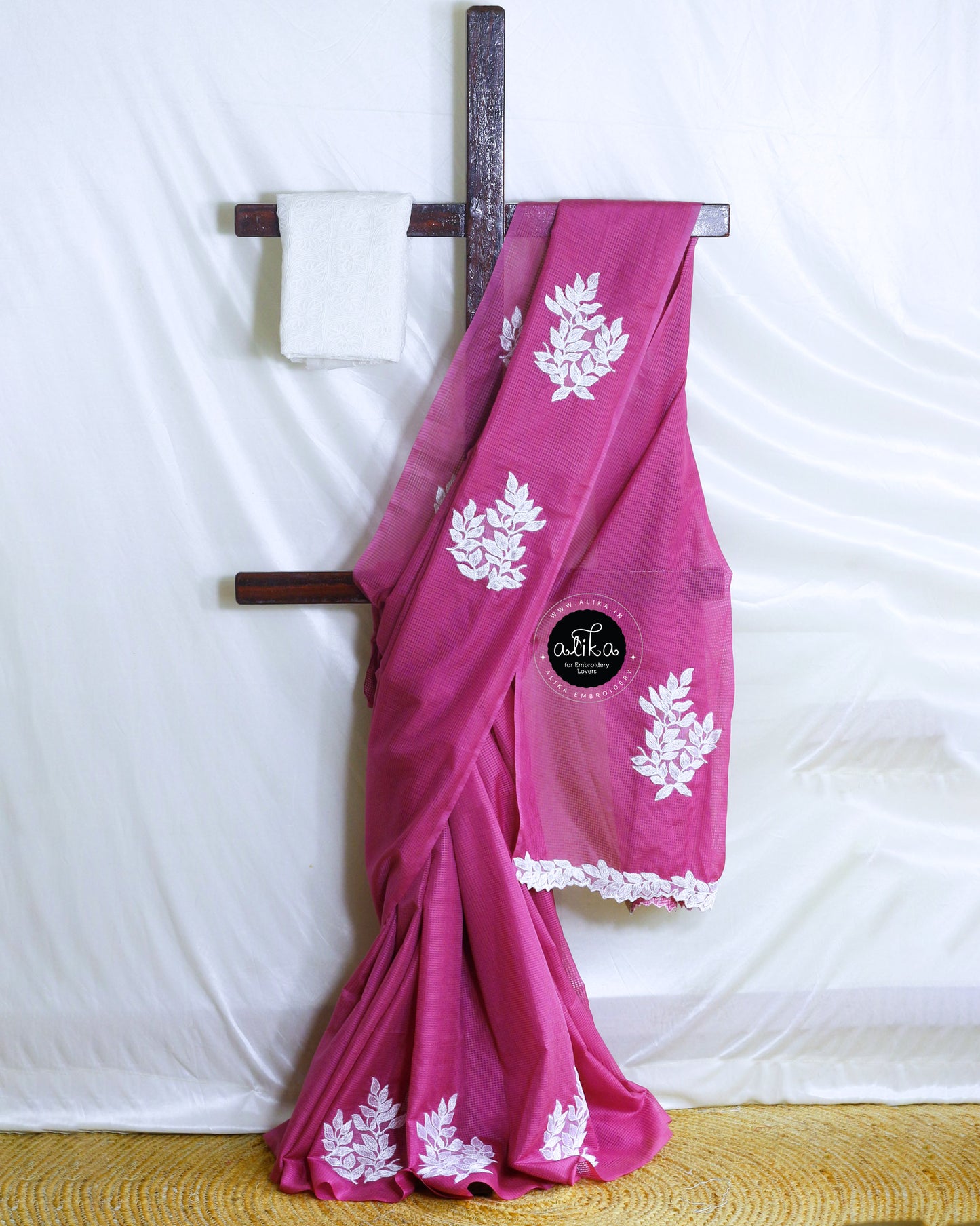 Fandango Colour Checked Semi Tussar Saree with Applique Work &amp; Contrast Blouse – Elegant & Stylish by Alika Fashion Store