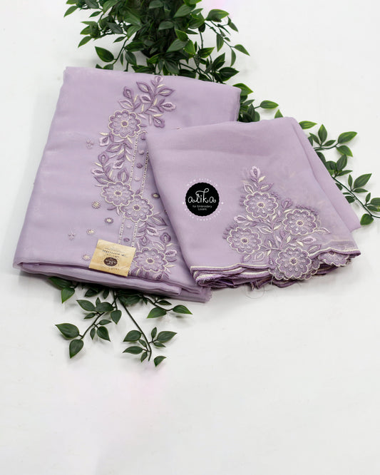 Elegant Lilac Salwar Set with Exquisite Machine Embroidery