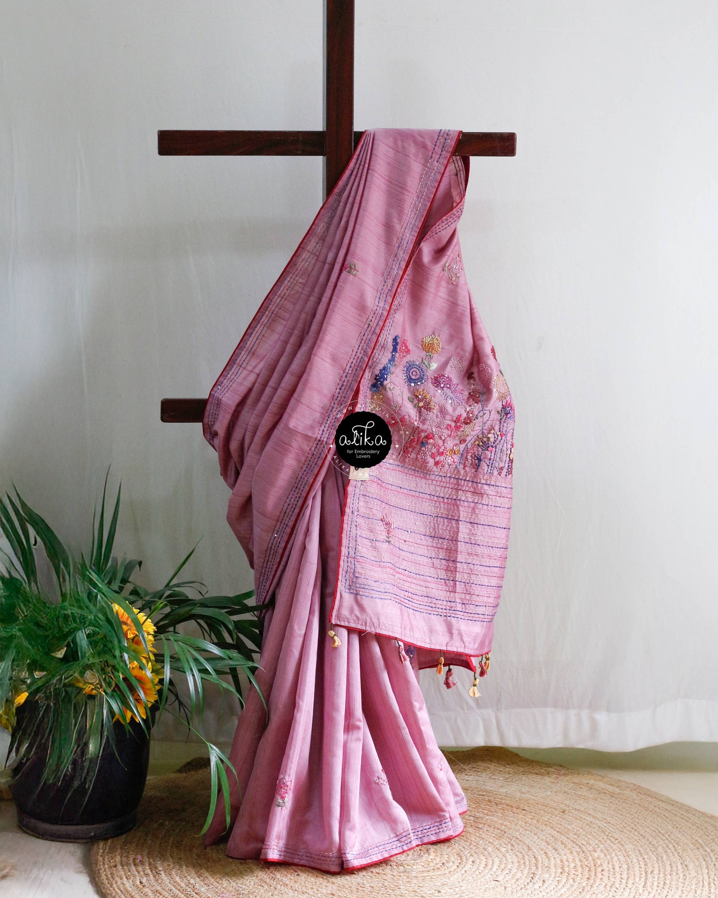 Opera Mauve Semi Silk Saree with Exquisite Floral Hand Embroidery