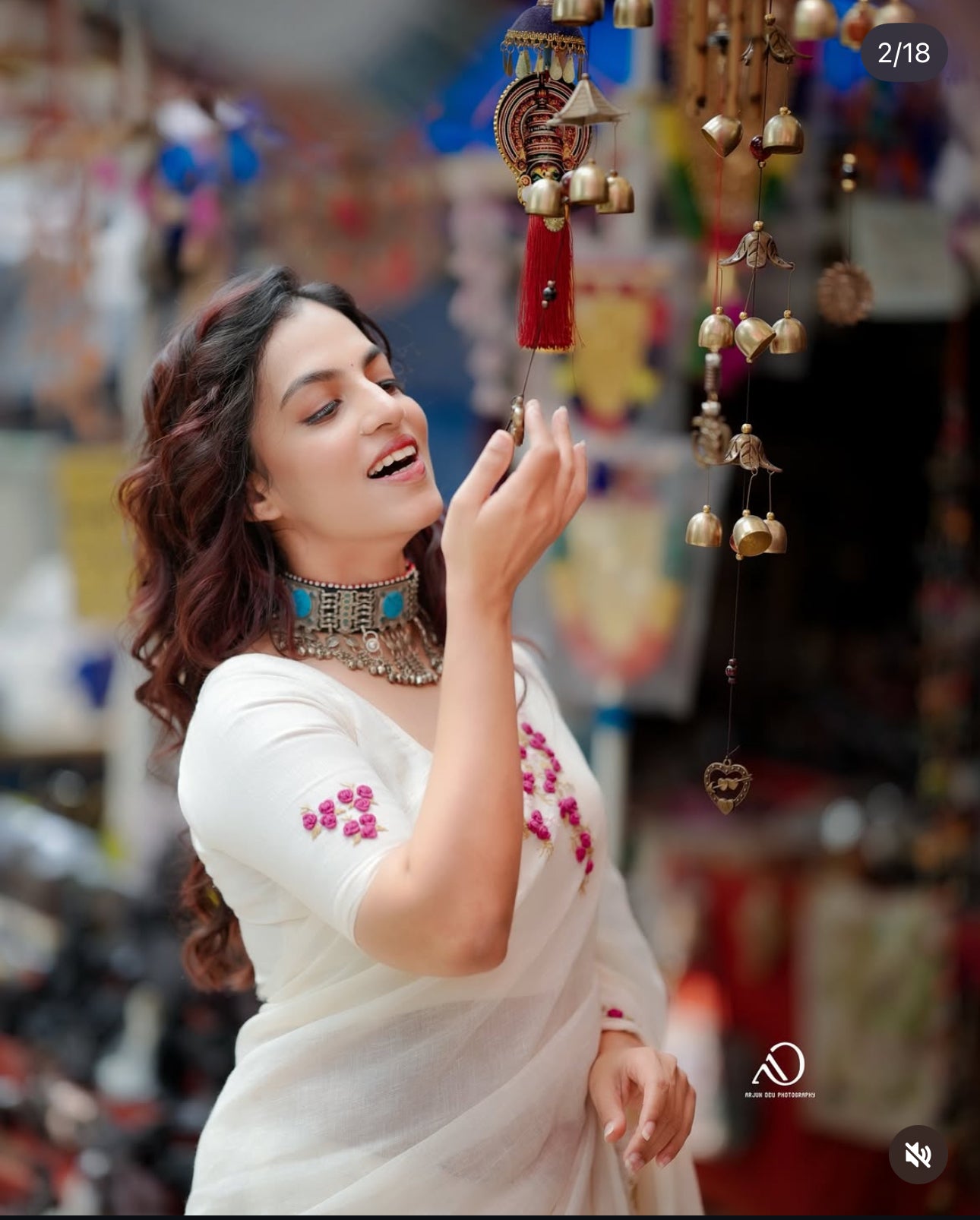 Milky white  Linen Saree with Exquisite Bullion Work