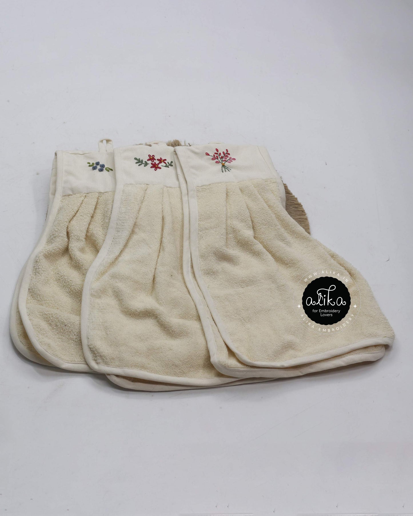 3-Piece Embroidered Hand Towel Set - Elegant & Absorbent Essentials