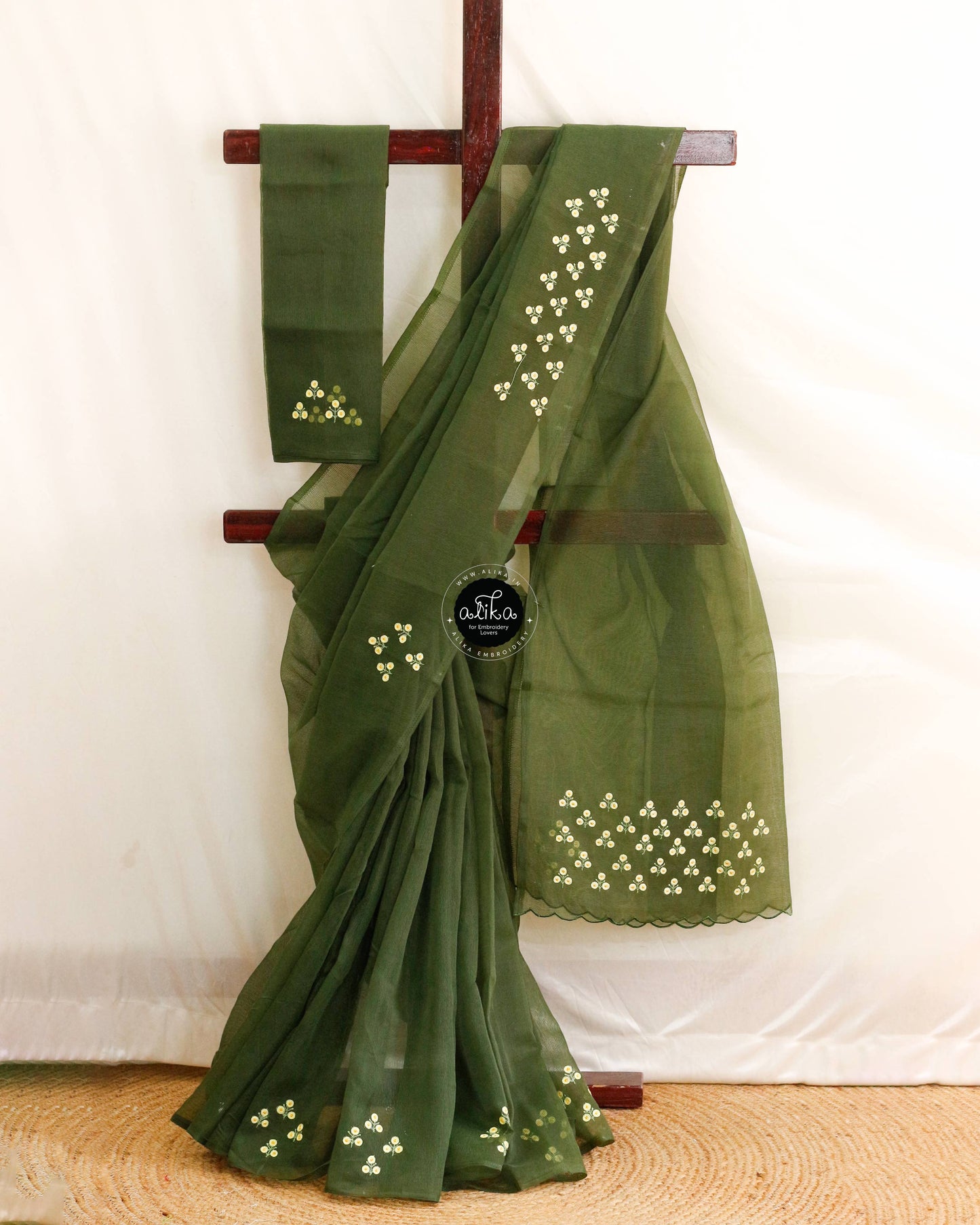 Verdun Green Kota Saree with Floral Embroidery – Graceful & Vibrant