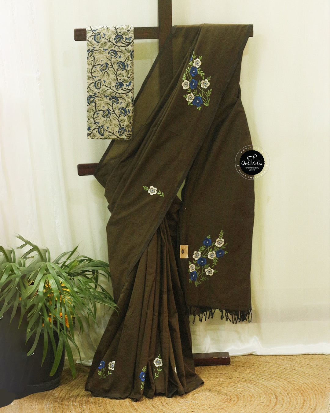 Old Copper Semi-Cotton Saree with Machine Floral Work | Alika Fashion Store